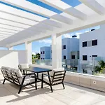 Bayside Luxury Steps From The Beach-stylish Near Pool & Shops