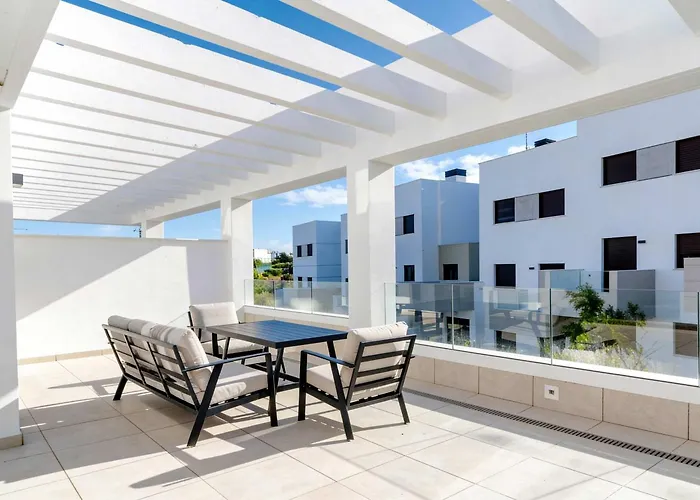 Bayside Luxury Steps From The Beach-stylish Near Pool & Shops